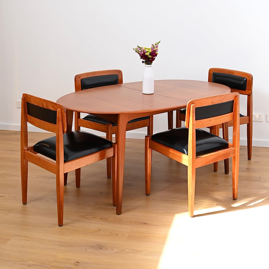 4x Mid Century Teak and Black Vinyl Dining Chairs by Wrightbilt