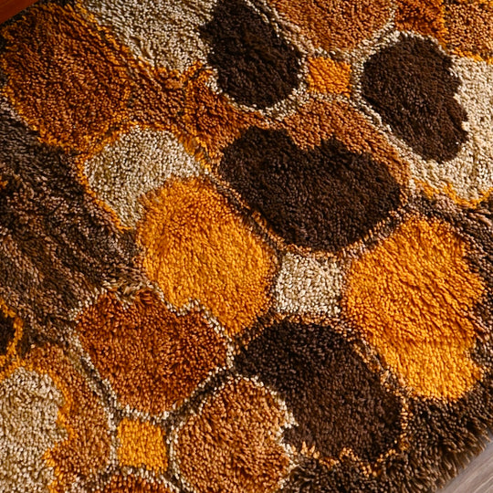 Retro 1970s German Shag Patterned Rug