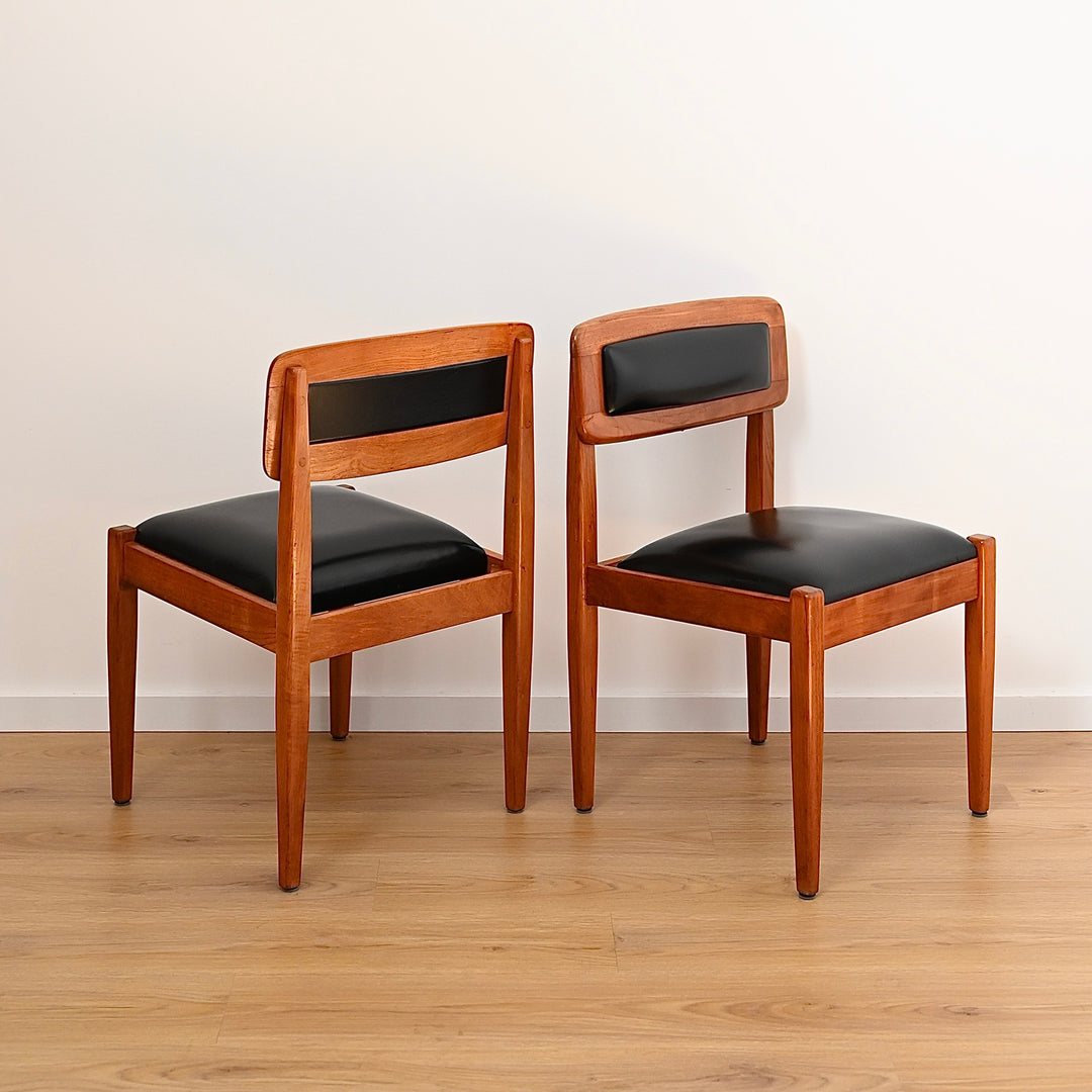 4x Mid Century Teak and Black Vinyl Dining Chairs by Wrightbilt