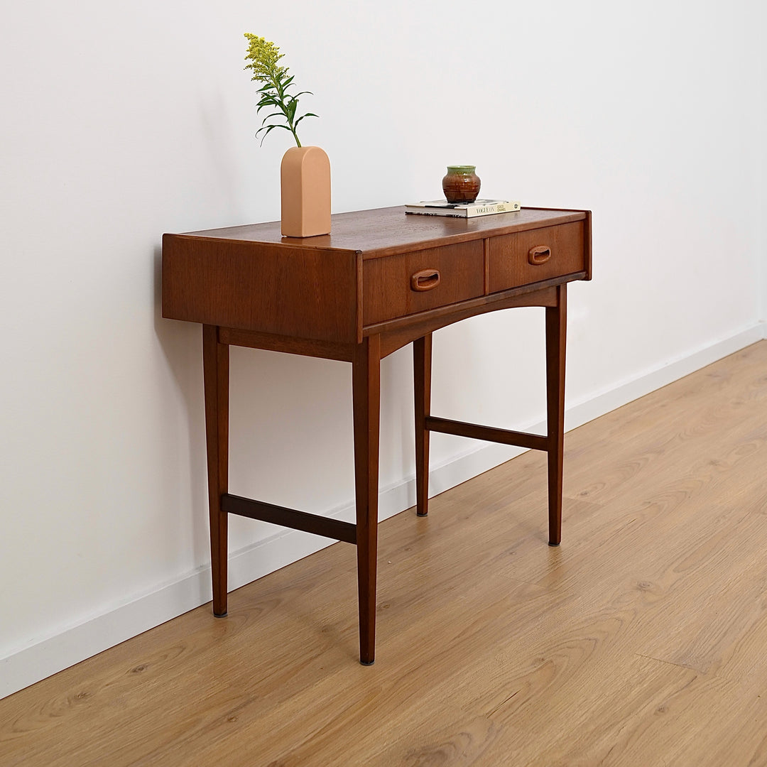Parker "Nordic" Console Table Hall Stand small Desk