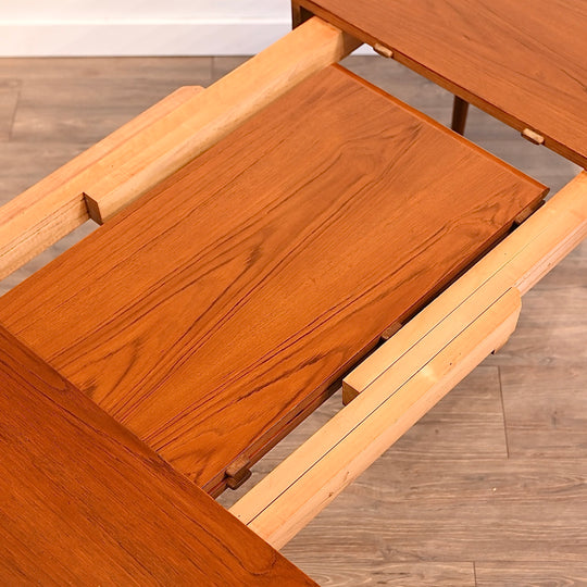 Parker Nordic Oval Extension Dining Table
