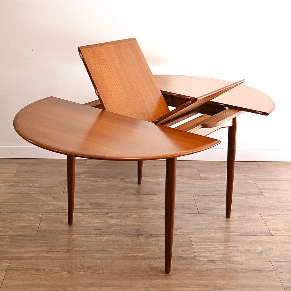Parker Mid Century Teak Round Extendable Dining Table