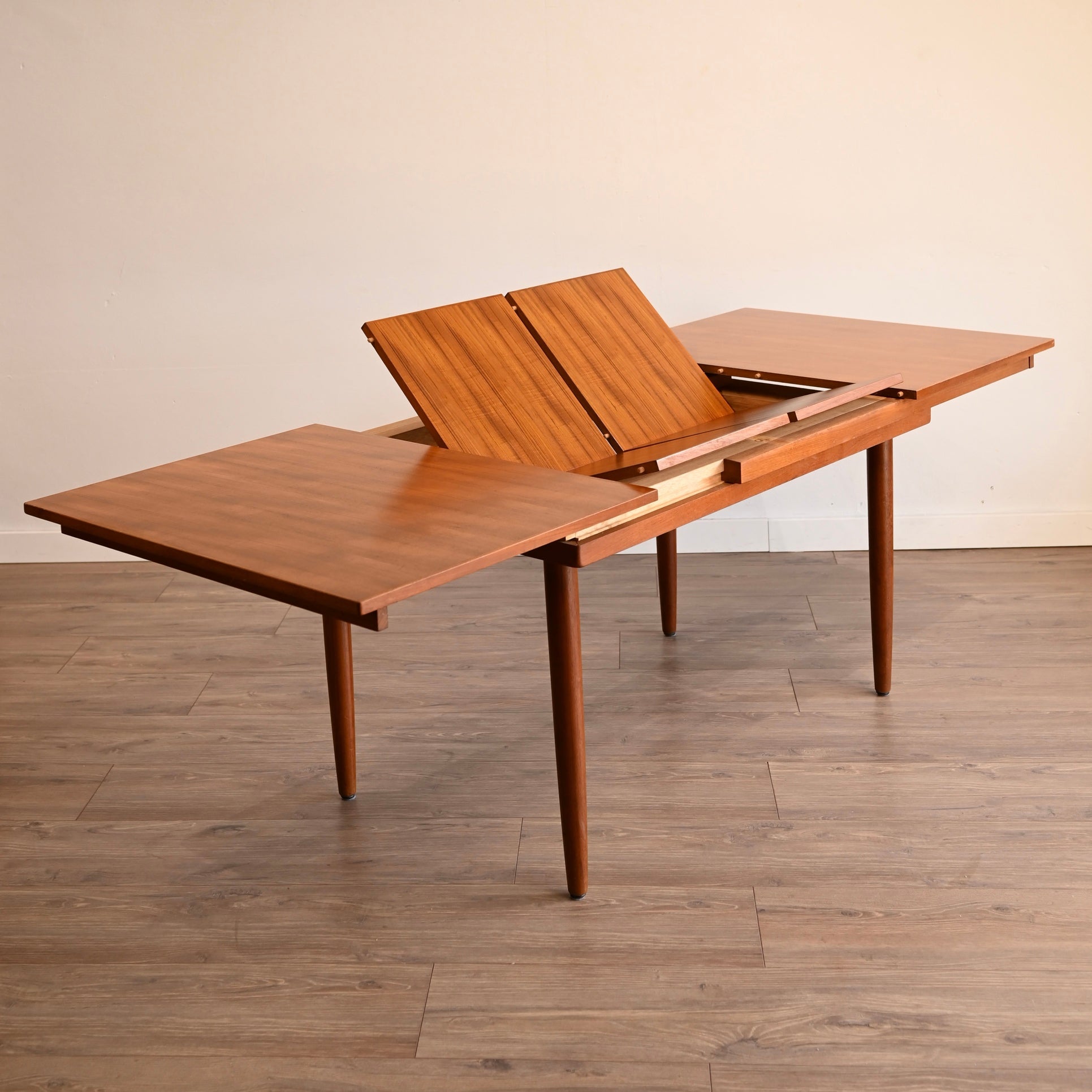 Mid Century Teak Extendable Dining Table by Chiswell