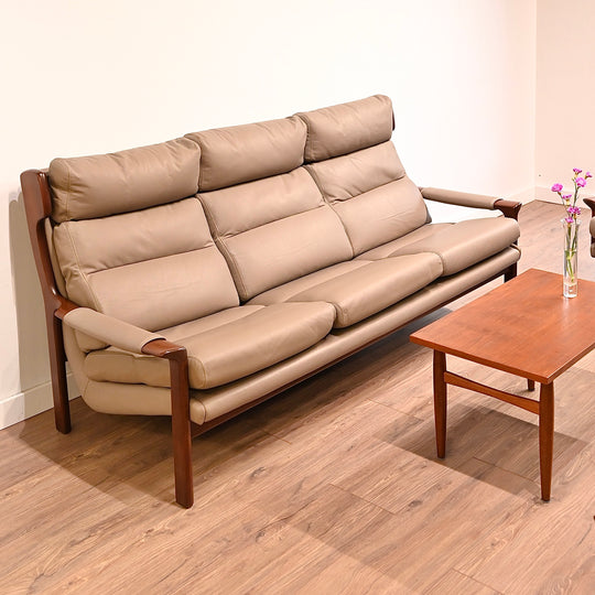 Vintage Tessa T21 Delmont Leather Lounge Suite