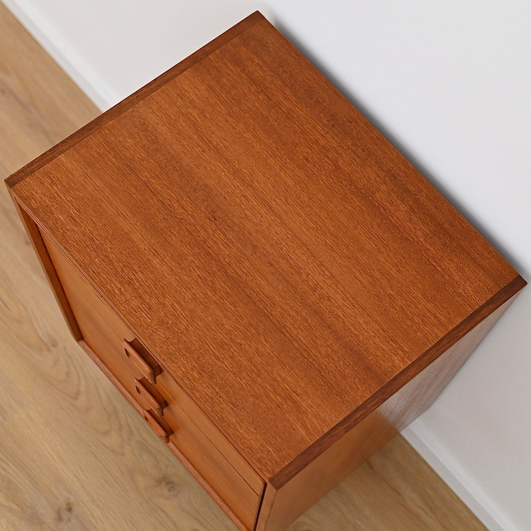Parker Square Handle Bedside Table Chest of 3 drawers