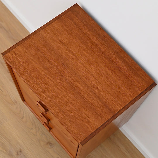 Parker Square Handle Bedside Table Chest of 3 drawers