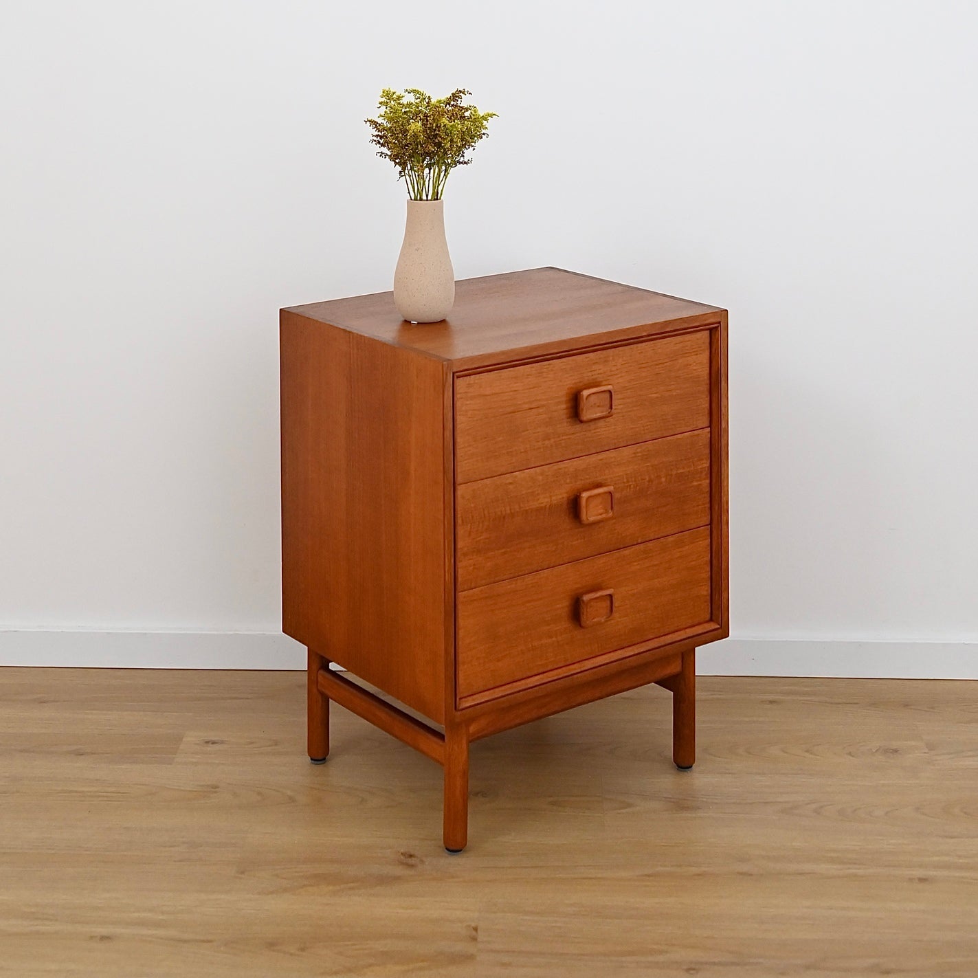 Parker Square Handle Bedside Table Chest of 3 drawers