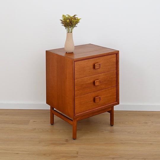Parker Square Handle Bedside Table Chest of 3 drawers