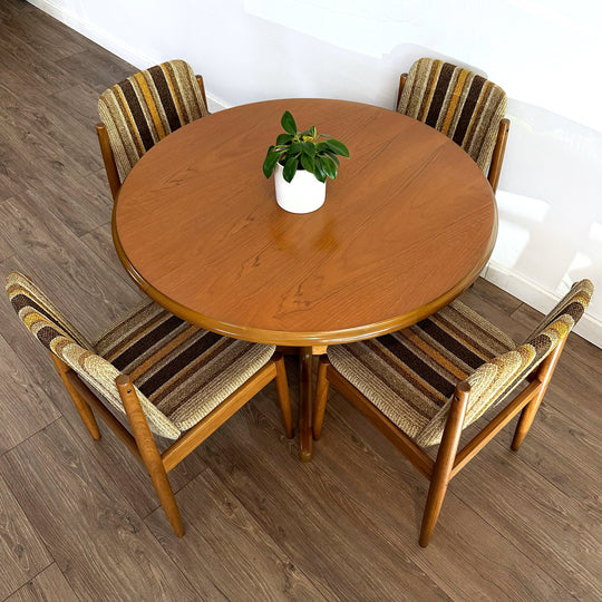 Mid Century Round Extendable Dining Table