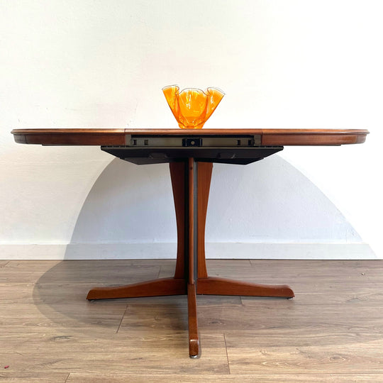 Mid Century Teak Round Extendable Dining Table by Chiswell