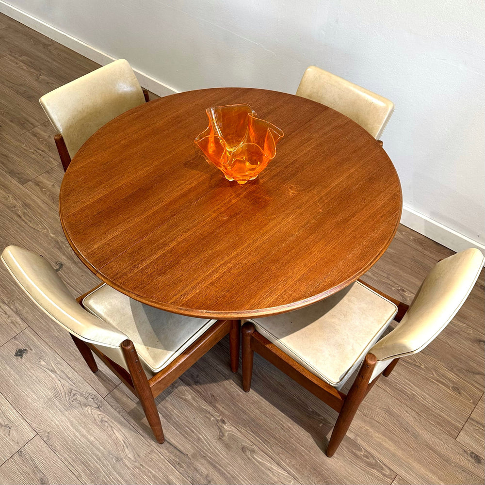 Mid Century Teak Round Extendable Dining Table by Chiswell