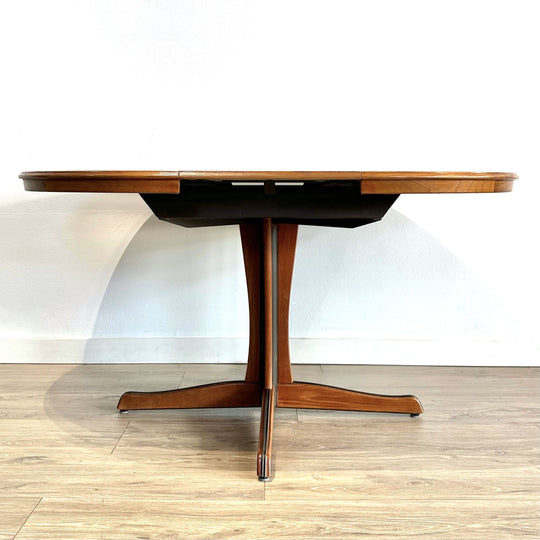 Mid Century Teak Round Extendable Dining Table by Chiswell